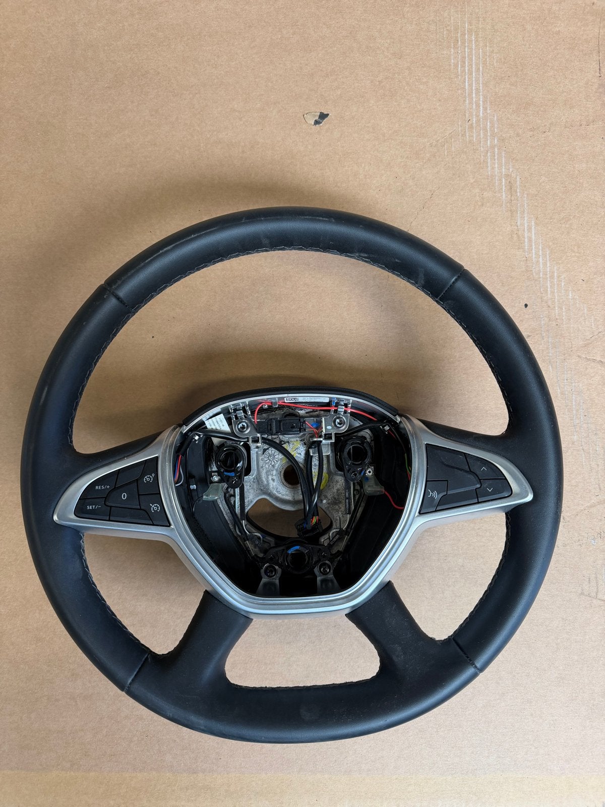 Stuurwiel Renault Clio 5 - Origineel en in goede staat, Auto-onderdelen, Ophalen of Verzenden, Gebruikt, Renault