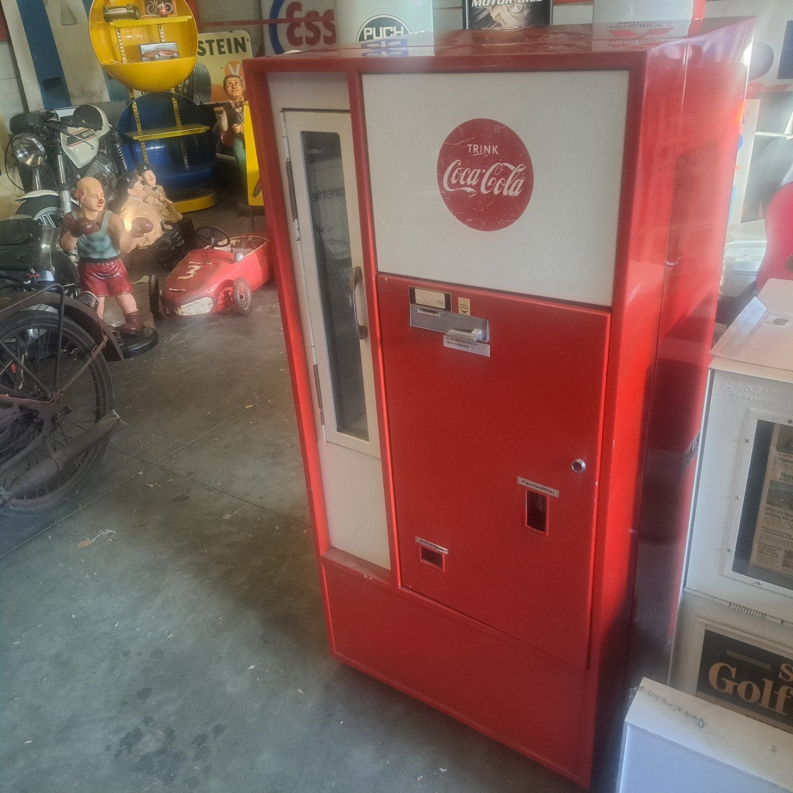 Coca-cola Vending Machine '80, Ophalen, Gebruikt