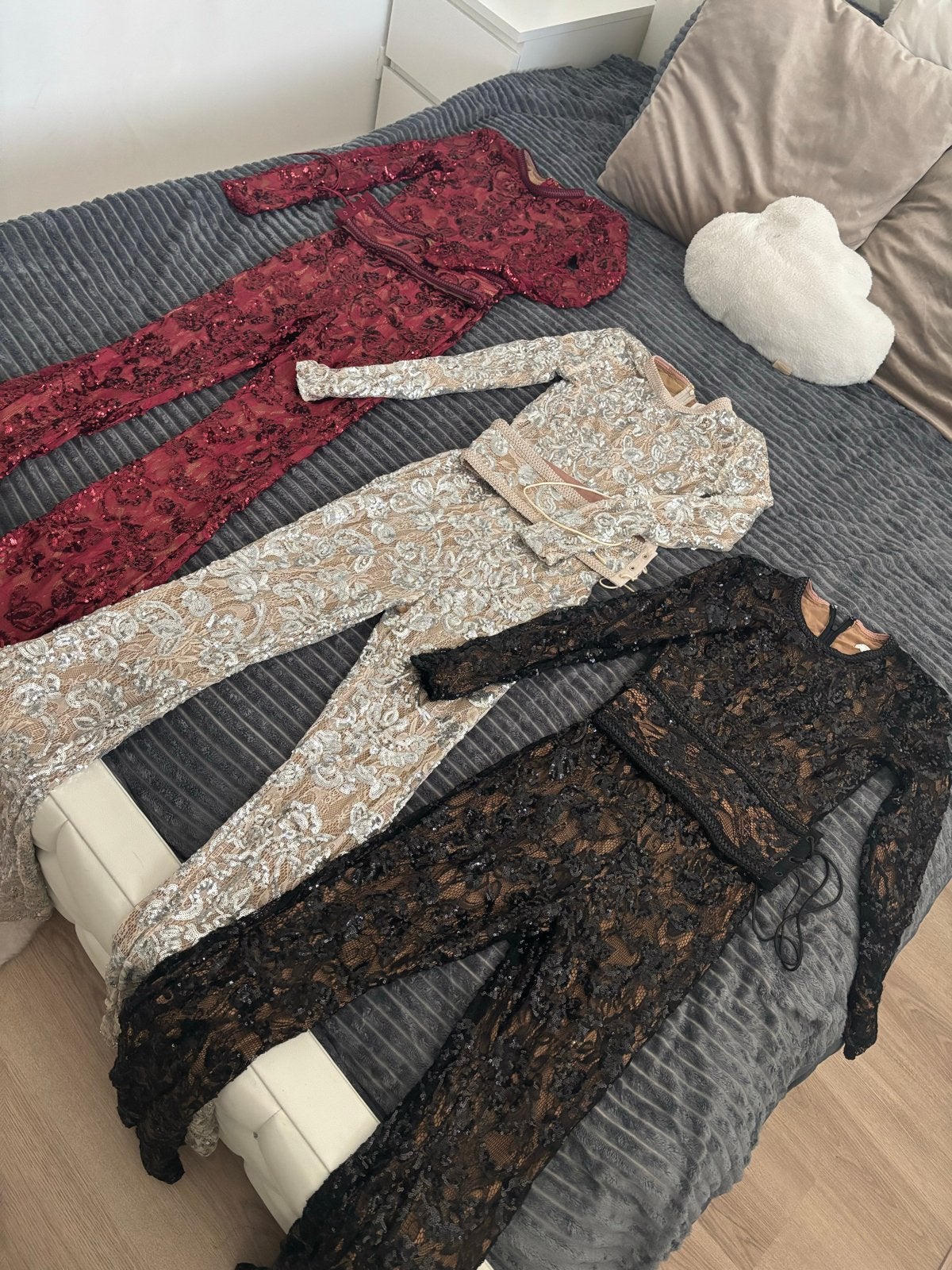 unique the label jumpsuit met pailletten en kant, Ophalen of Verzenden, Zo goed als nieuw, Maat 38/40 (M), Meerkleurig