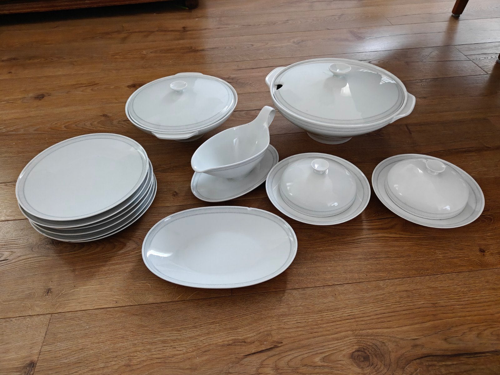 Delen van Heinrich & Co servies in keurige staat., Ophalen