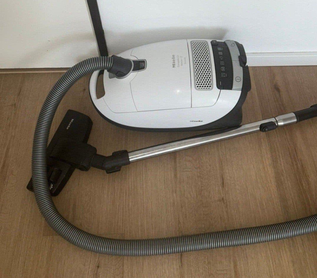 Hele mooi en goeie Miele c3 ecoline silence plus stofzuiger, Geschikt voor harde vloeren, Miele, Sledestofzuiger, Ophalen