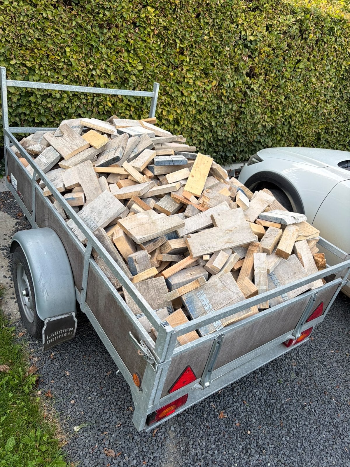 Brandhout: Gemengde blokken in aanhangwagen, Minder dan 3 m³, Ophalen of Verzenden, Overige houtsoorten, Blokken