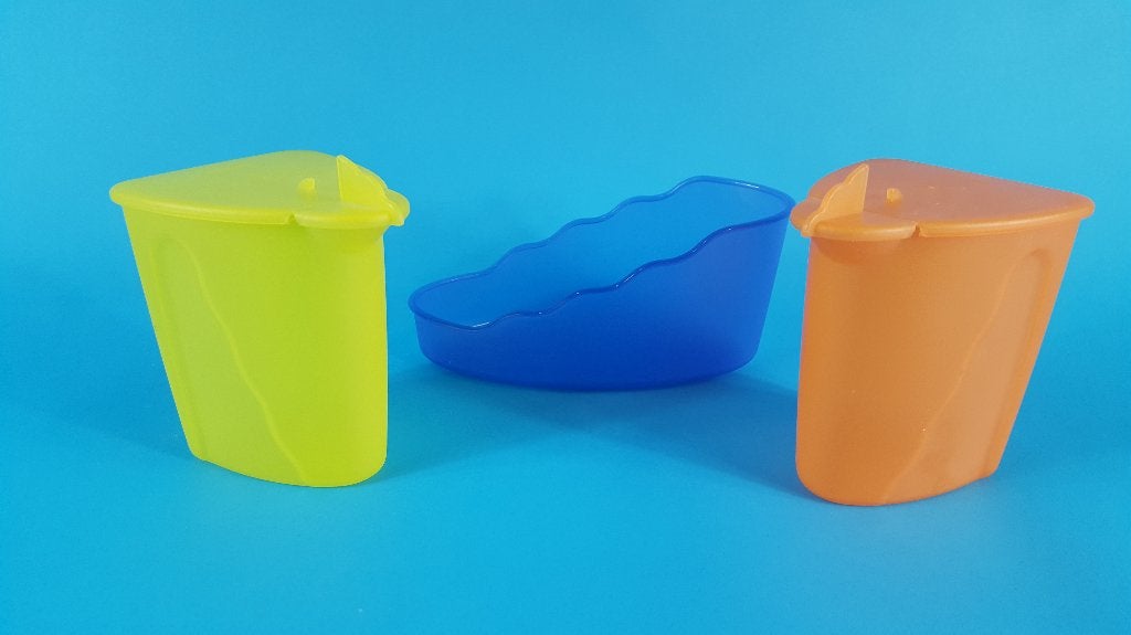 Tupperware roomstel, kannetjes op dienblaadje. 7C5, Huis en Inrichting, Tweedehands verkoop, Tweedehands verkoop, Gebruikt, Blauw