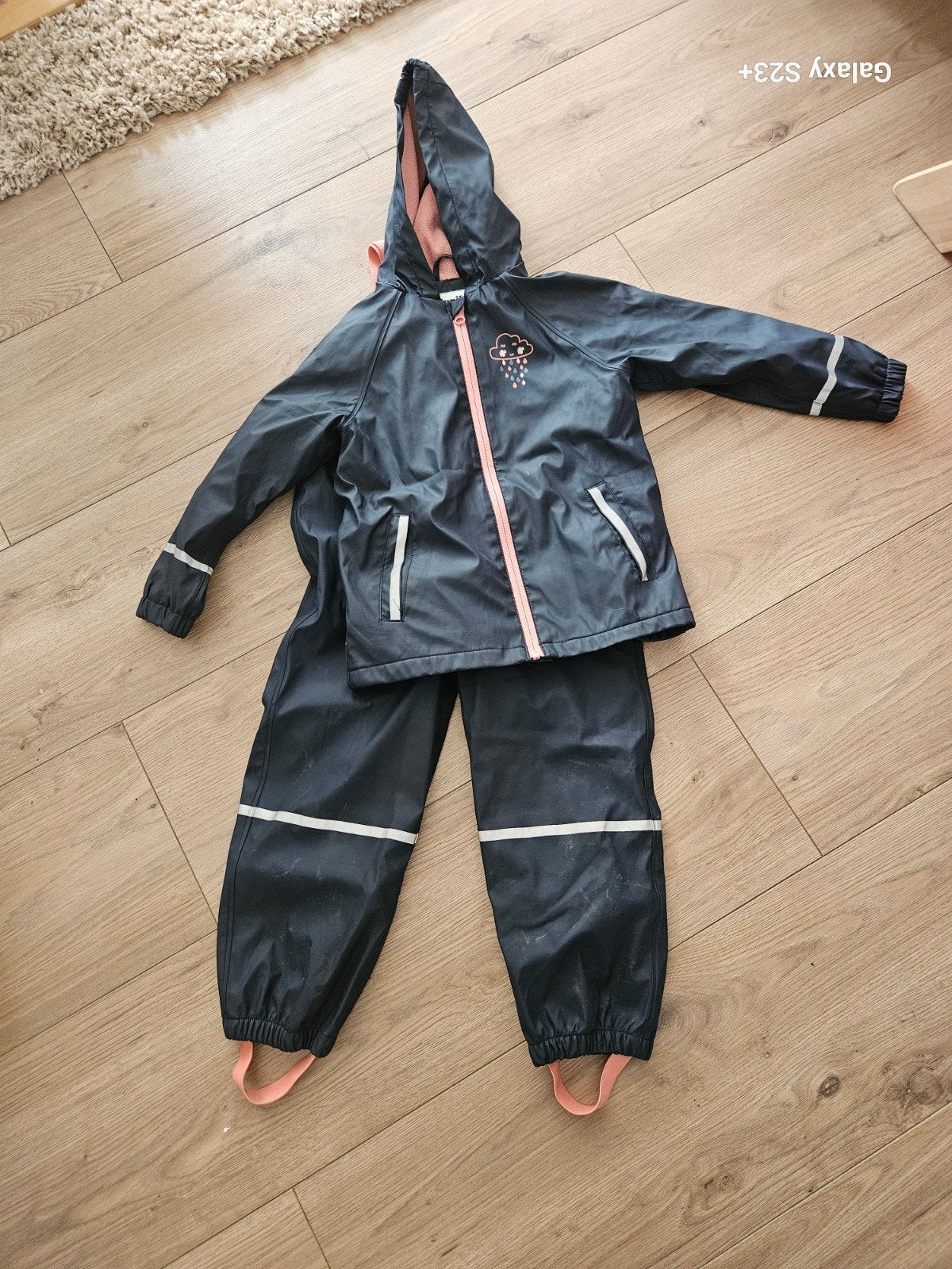 Meisjeskledingpakket: Regenpak, jassen, vestjes, pyjama's, Ophalen of Verzenden, Meisje