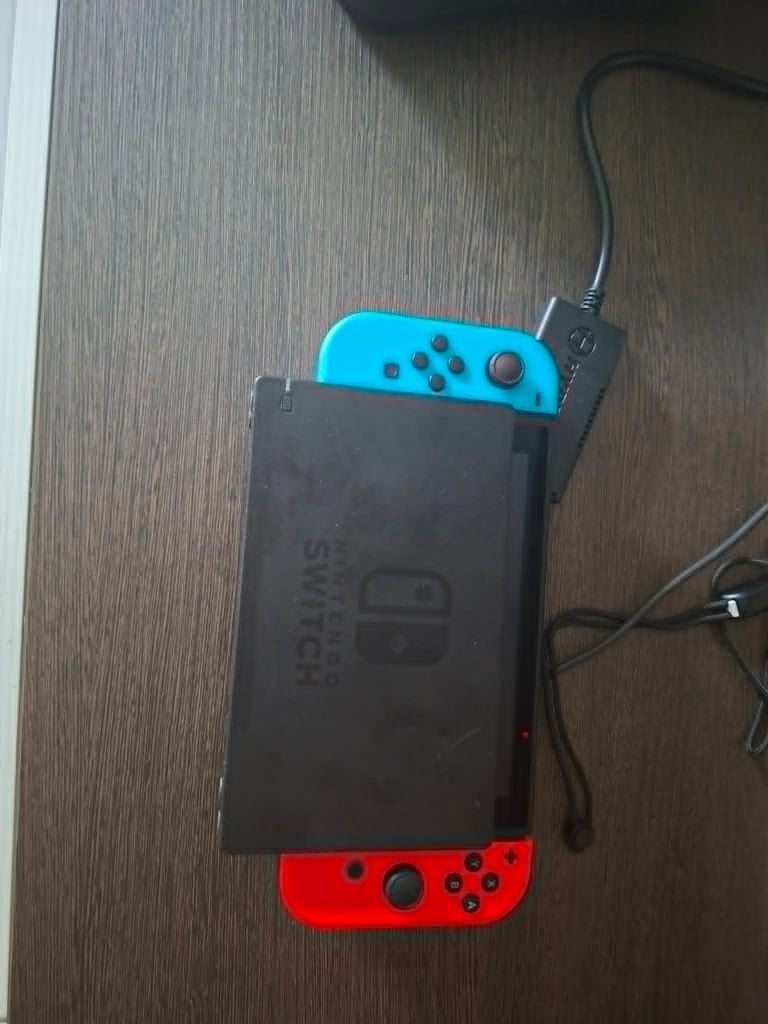 Switch, Spelcomputers en Games, Spelcomputers | Nintendo Switch Lite, Ophalen of Verzenden, Overige kleuren, Zo goed als nieuw