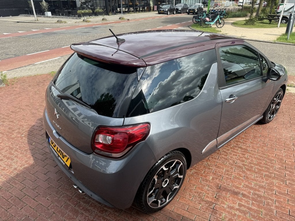 Citroën DS3 1.6 THP Sport Chic | leder | airco | (bj 2010), 1140 kg, Euro 5, 15 km/l, Gebruikt