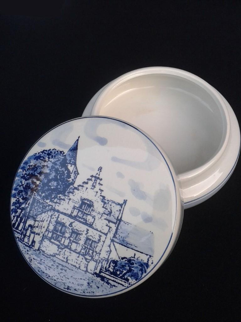 Delfts Blauwe BONBON-DOOS <> Speciale uitgave W.S. HALSTEREN, Antiek en Kunst, Ophalen of Verzenden
