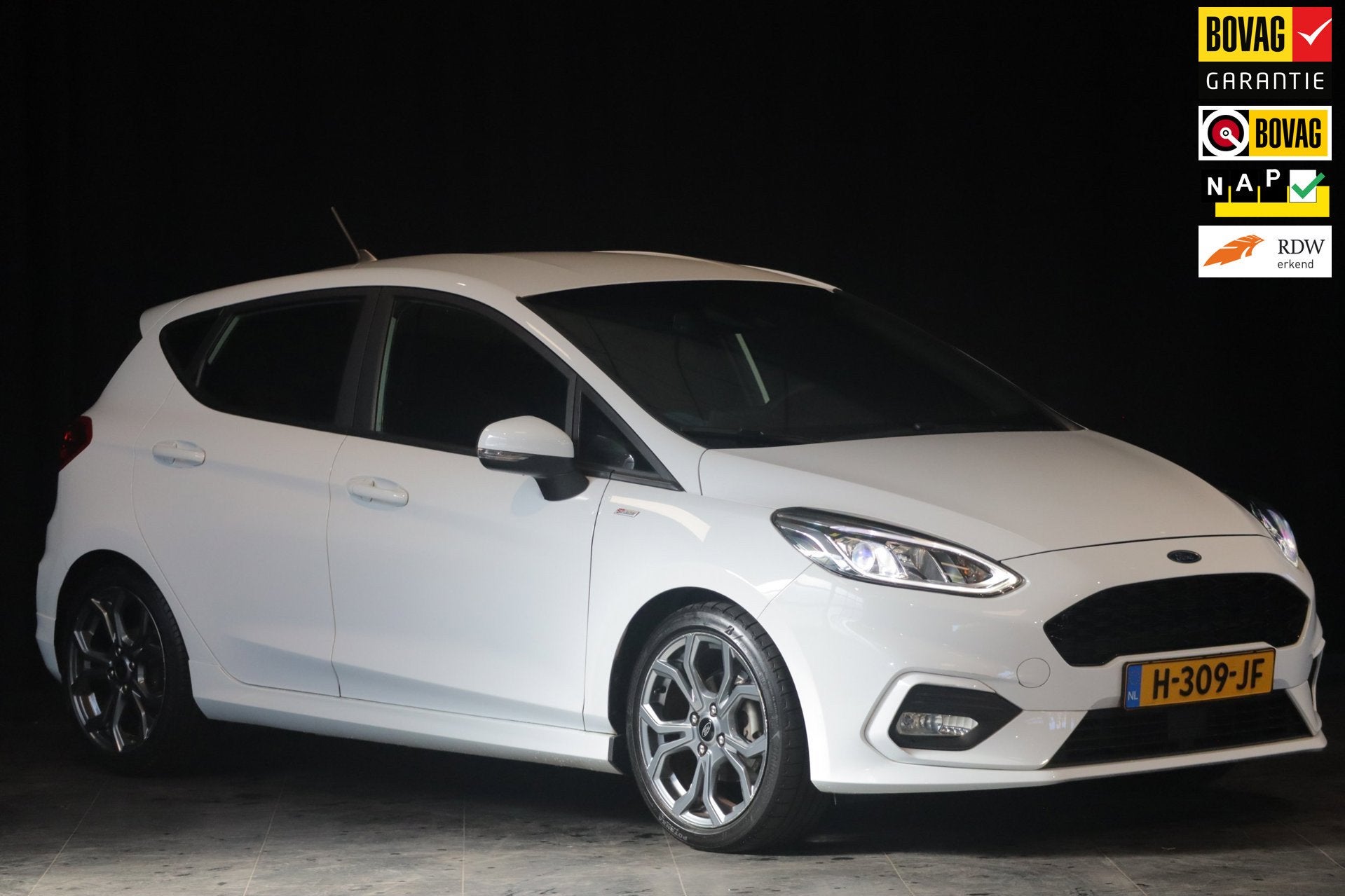 Ford Fiesta 1.0 EcoBoost ST-Line | CARPLAY | PDC | CRUISE, Auto's, Voorwielaandrijving, Gebruikt, 1064 kg, Leder en Stof
