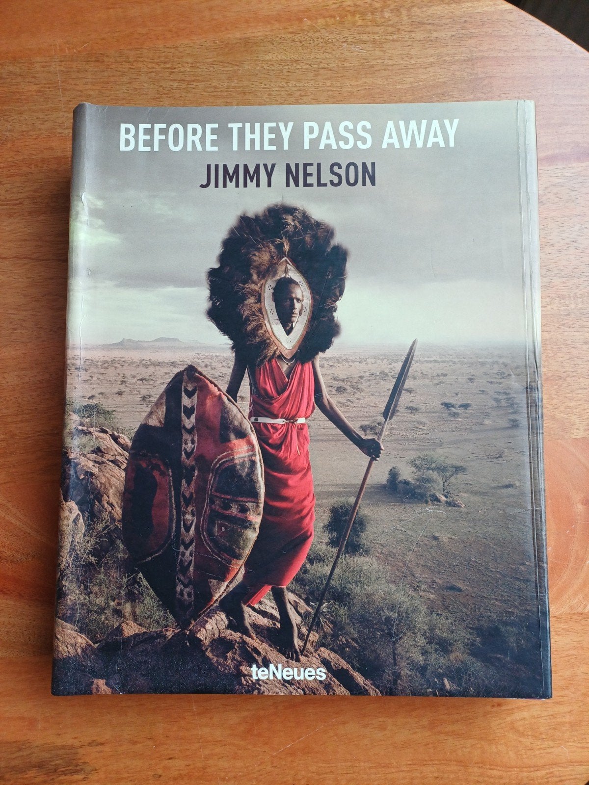 Before They Pass Away - Jimmy Nelson (beschadigde kaft), Ophalen of Verzenden, Gelezen, Fotografie algemeen, Jimmy Nelson
