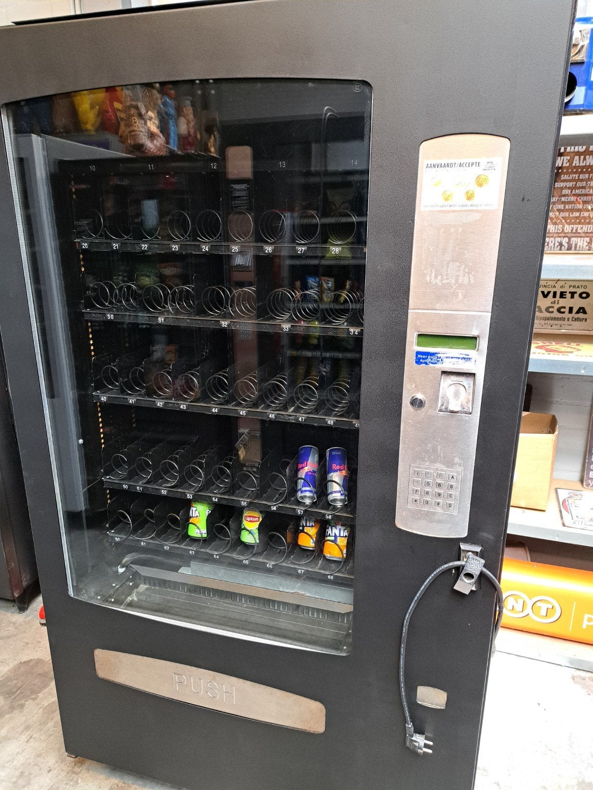 fris / snack automaat gekoeld, Ophalen