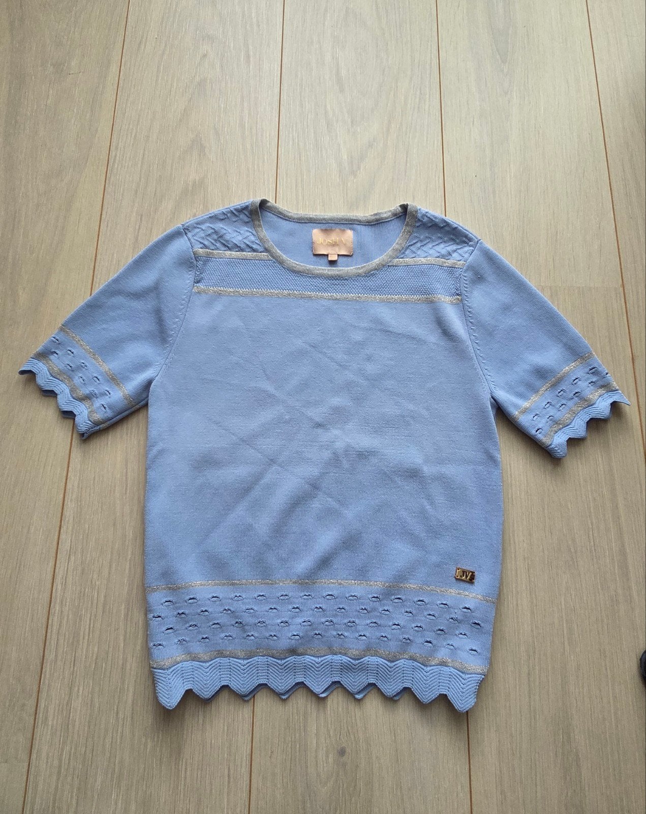 Josh V top truitje korte mouw S 36 blauw goud ijsblauw zgan, Blauw, Ophalen of Verzenden, Zo goed als nieuw, Korte mouw