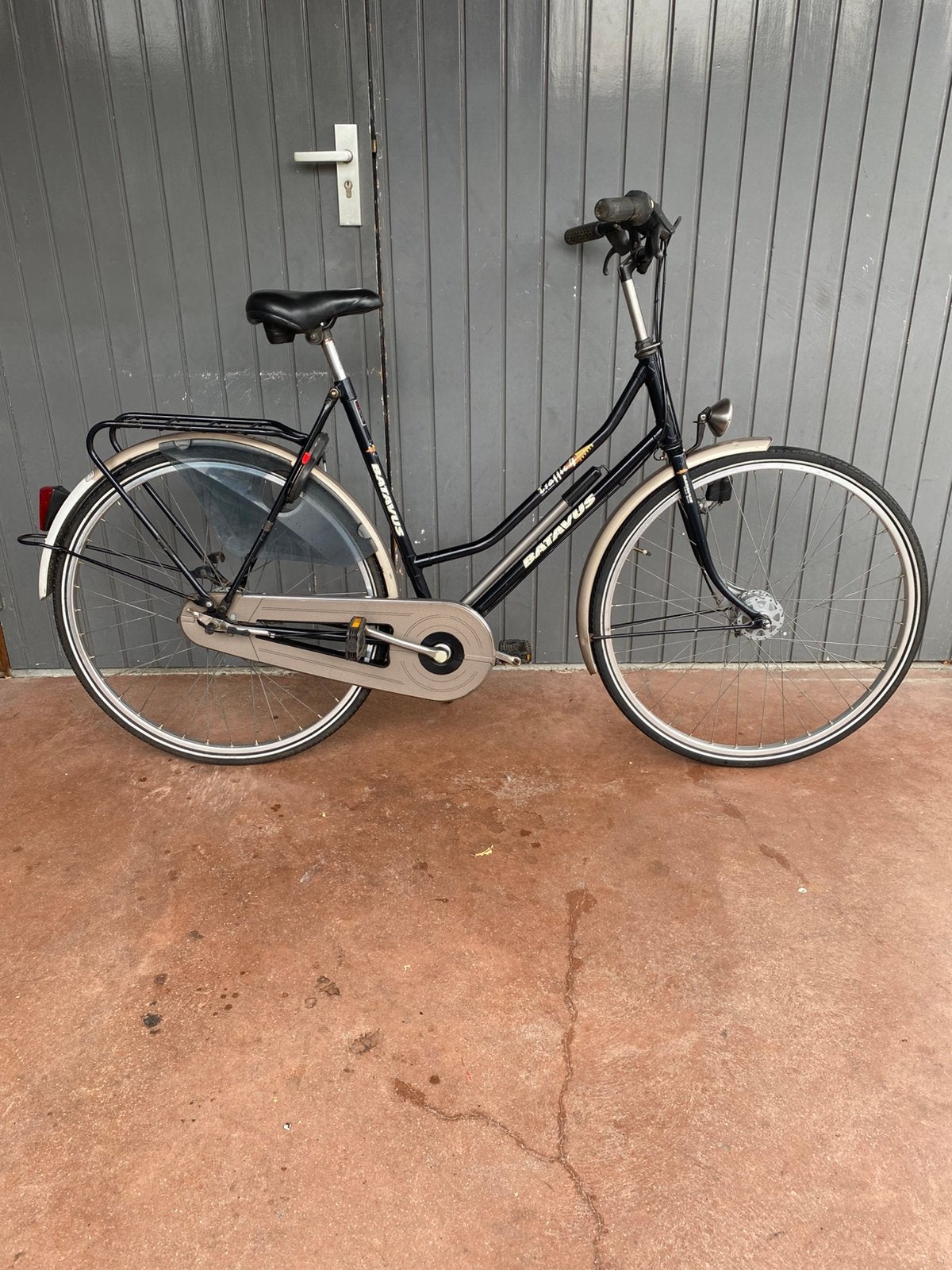 Batavus traffic 4 damesfiets 28 inch, Ophalen, Versnellingen, Batavus, 56 cm of meer
