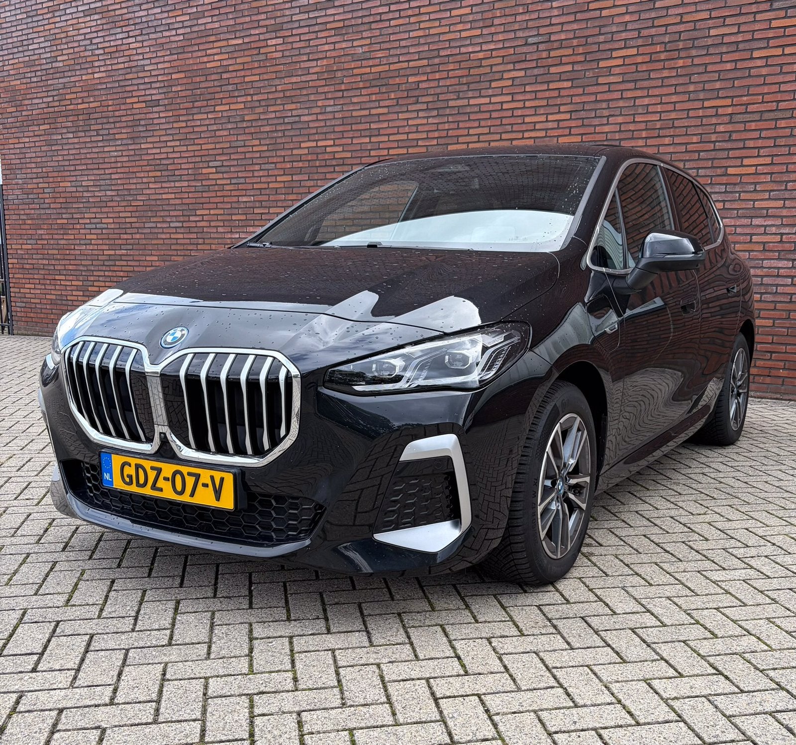 BMW 2-Serie Active Tourer 225e 245pk Xdrive Aut 2023 Zwart, Automaat, Zwart, Plug-in hybride, Vierwielaandrijving