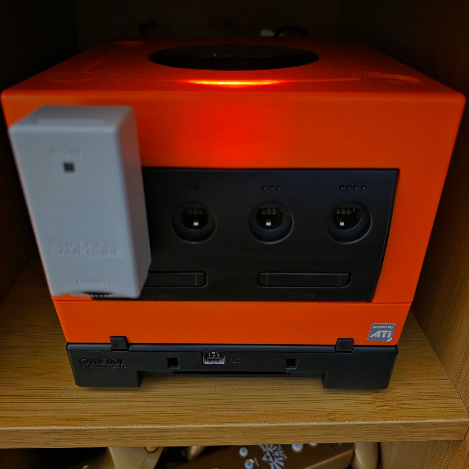 Oranje GameCube met GBA Player, SD-kaart lezer 100% vers, Spelcomputers en Games, Spelcomputers | Nintendo GameCube, Zo goed als nieuw