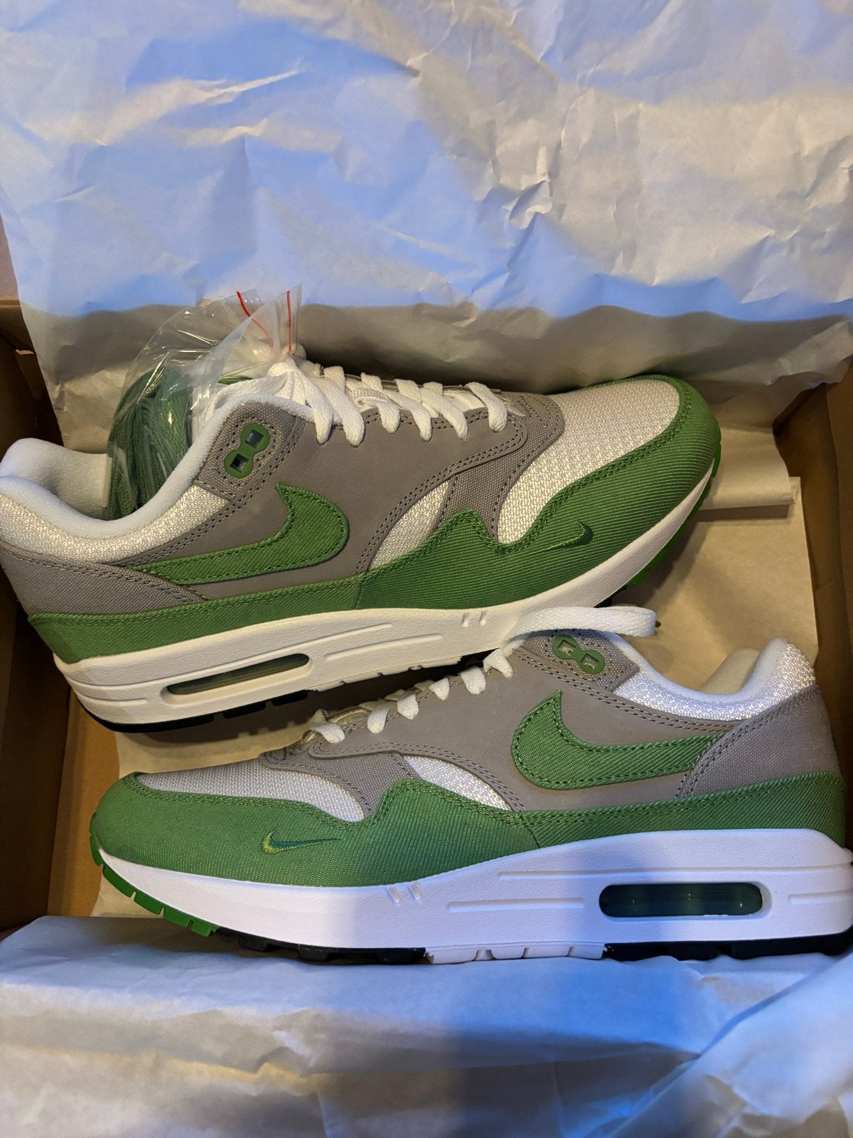 Nike Air Max 1 SP Patta Chlorophyll (Maat 42.5), Verzenden, Nieuw, Overige kleuren, Sneakers of Gympen