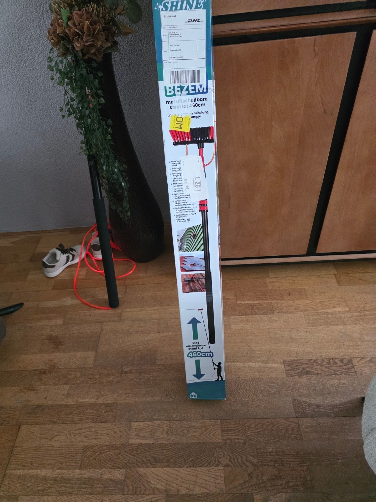 Buitenbezem met uitschuifbare steel tot 460cm, Ophalen of Verzenden