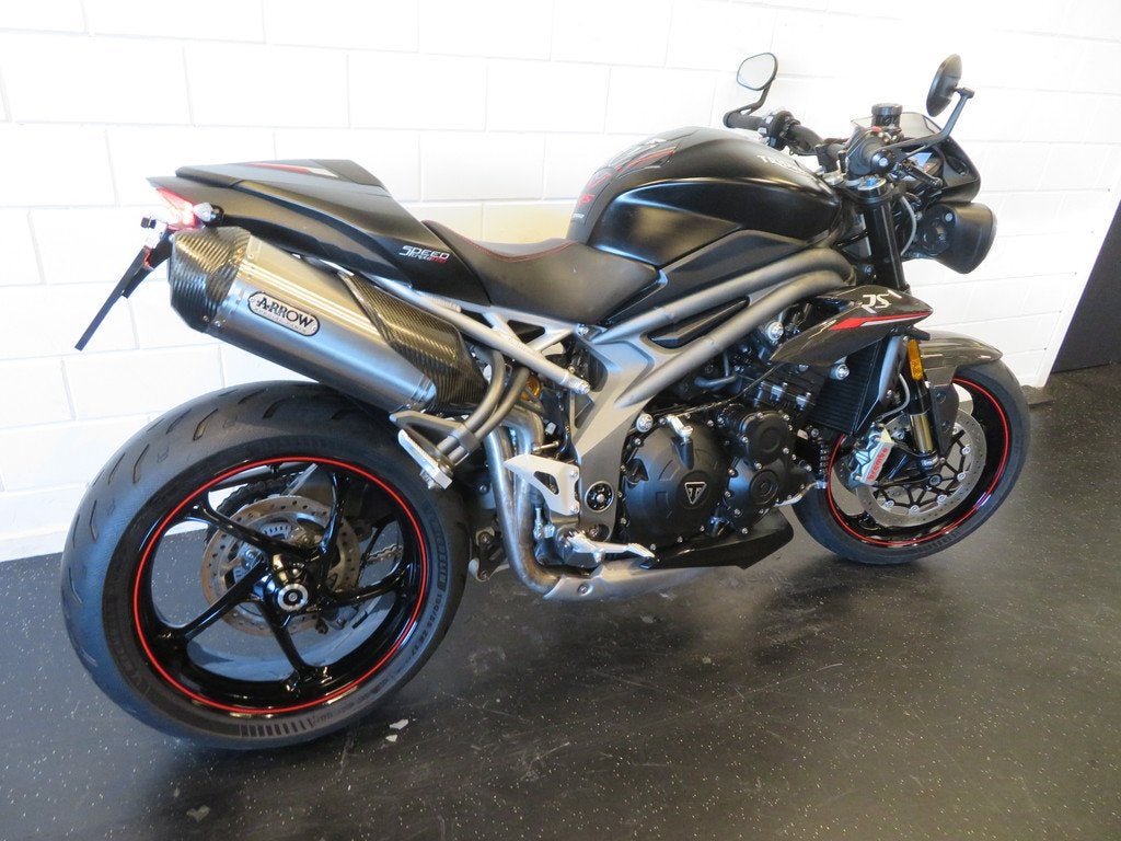 Triumph SPEED TRIPLE 1050 RS ARROW PERFECT! (bj 2018), Motoren, Motoren | Triumph, Bedrijf, 1050 cc, Naked bike