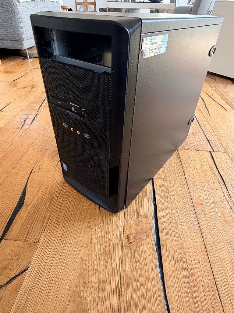 Computerkast behuizing voor computer, Computers en Software, Computerbehuizingen, Ophalen, Zo goed als nieuw