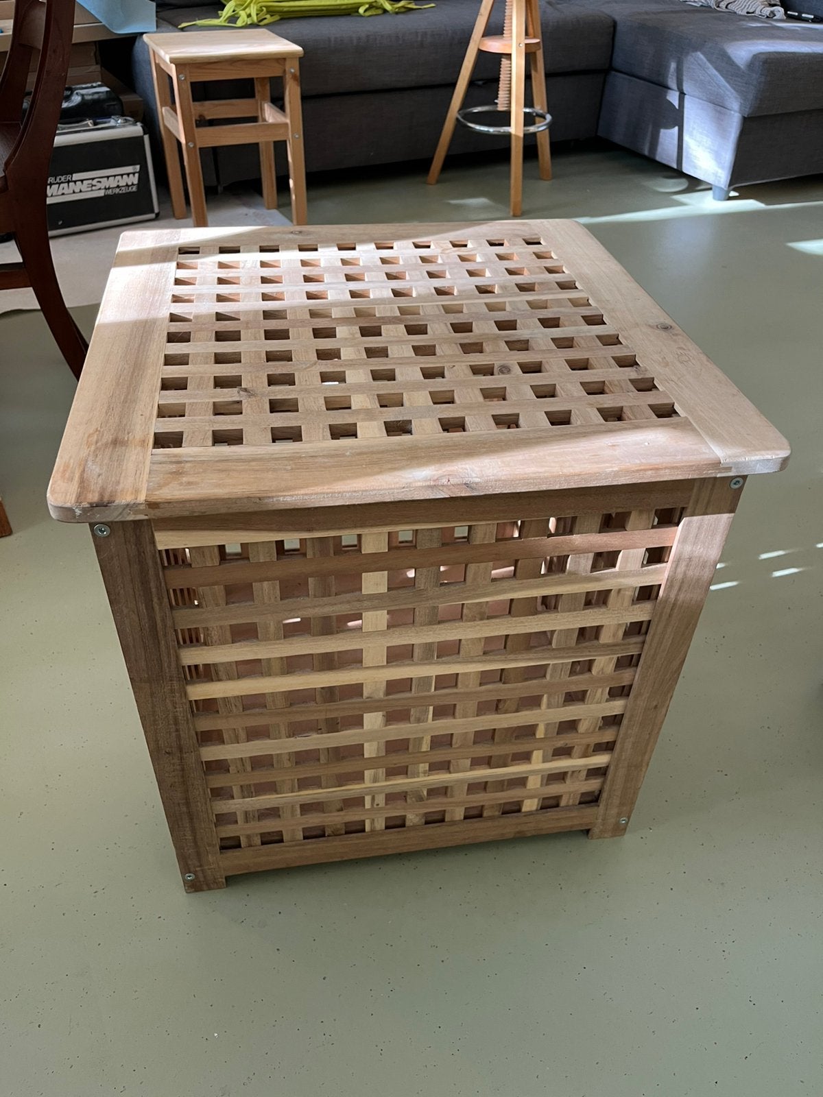 IKEA HOL Opbergkist/Bijzettafel van hardhout, Ophalen, Zo goed als nieuw