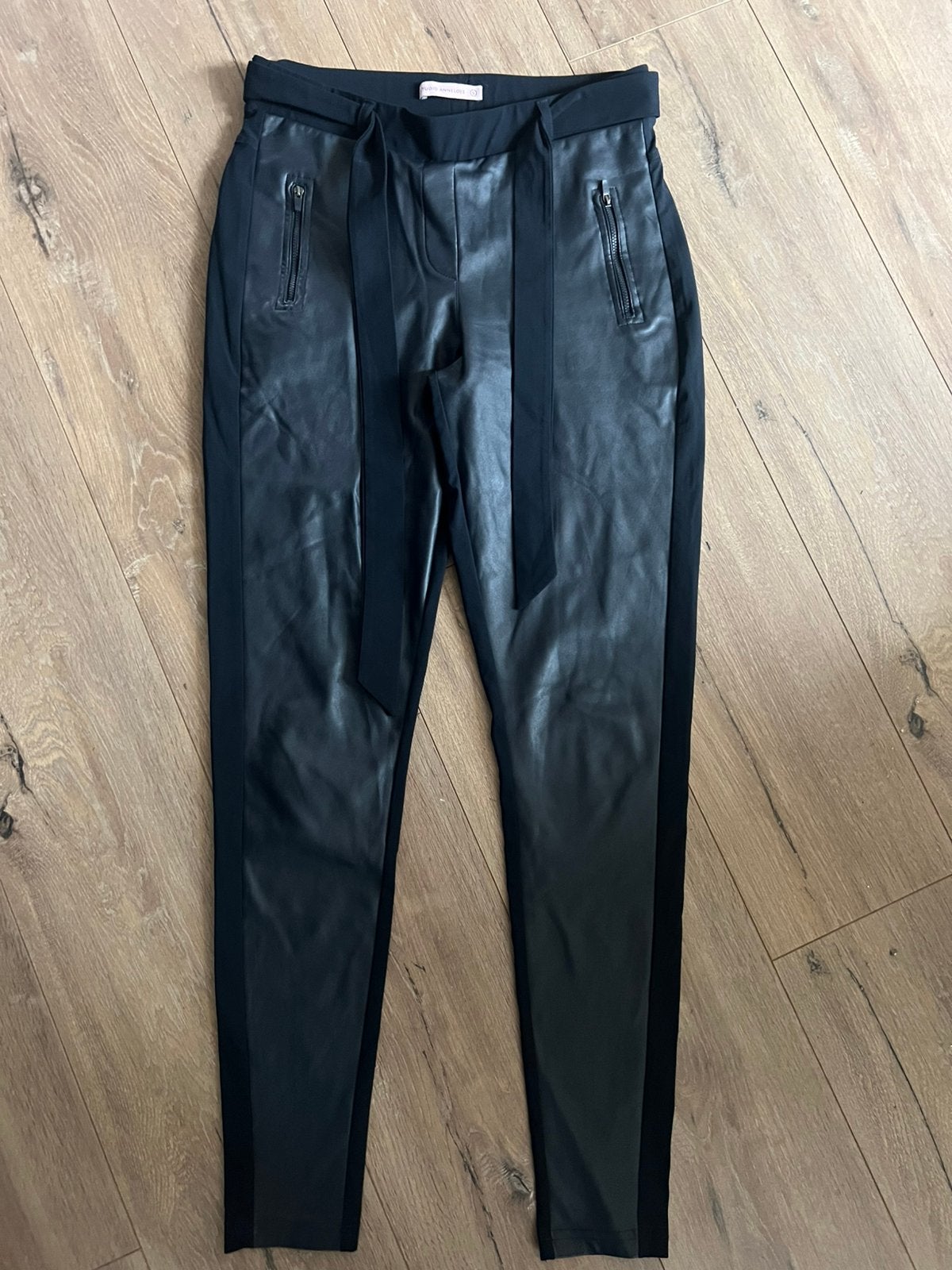 Studio anneloes faux leather Margot travelstof broek blauw S, Blauw, Ophalen of Verzenden, Zo goed als nieuw, Maat 36 (S)