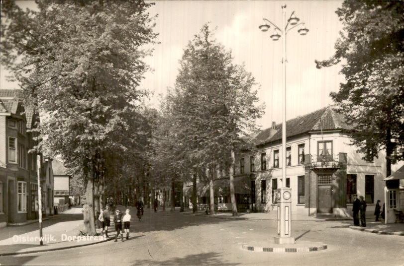 Oisterwijk - Dorpstraat - 1950, Verzenden, 1940 tot 1960, Ongelopen, Noord-Brabant