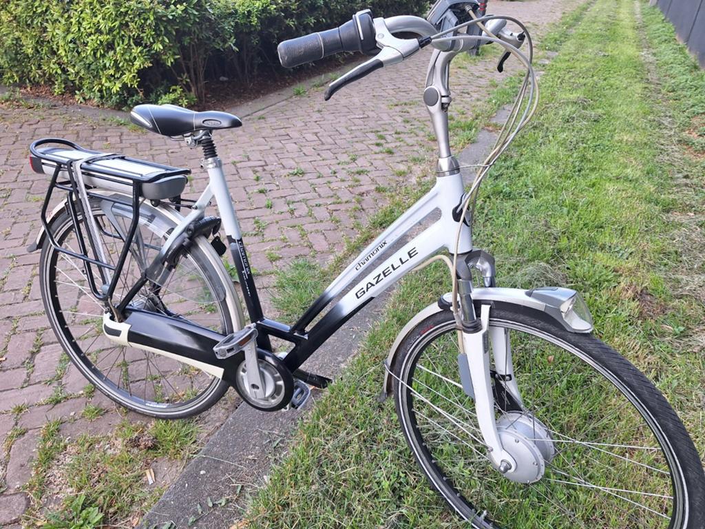 IN NIEUWE STAAT GAZELLE CHAMONIX ELEKTRISCHE DAMESFIET, Ophalen, Versnellingen, Zo goed als nieuw, 50 tot 53 cm