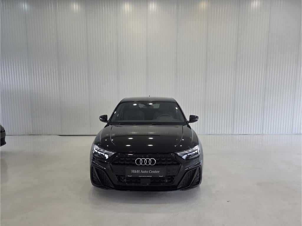 Audi A1 Sportback 30 TFSI S edition |LED|NAVI|Virtual clock|, Auto's, Audi, Stof, Zwart, Zwart, Origineel Nederlands
