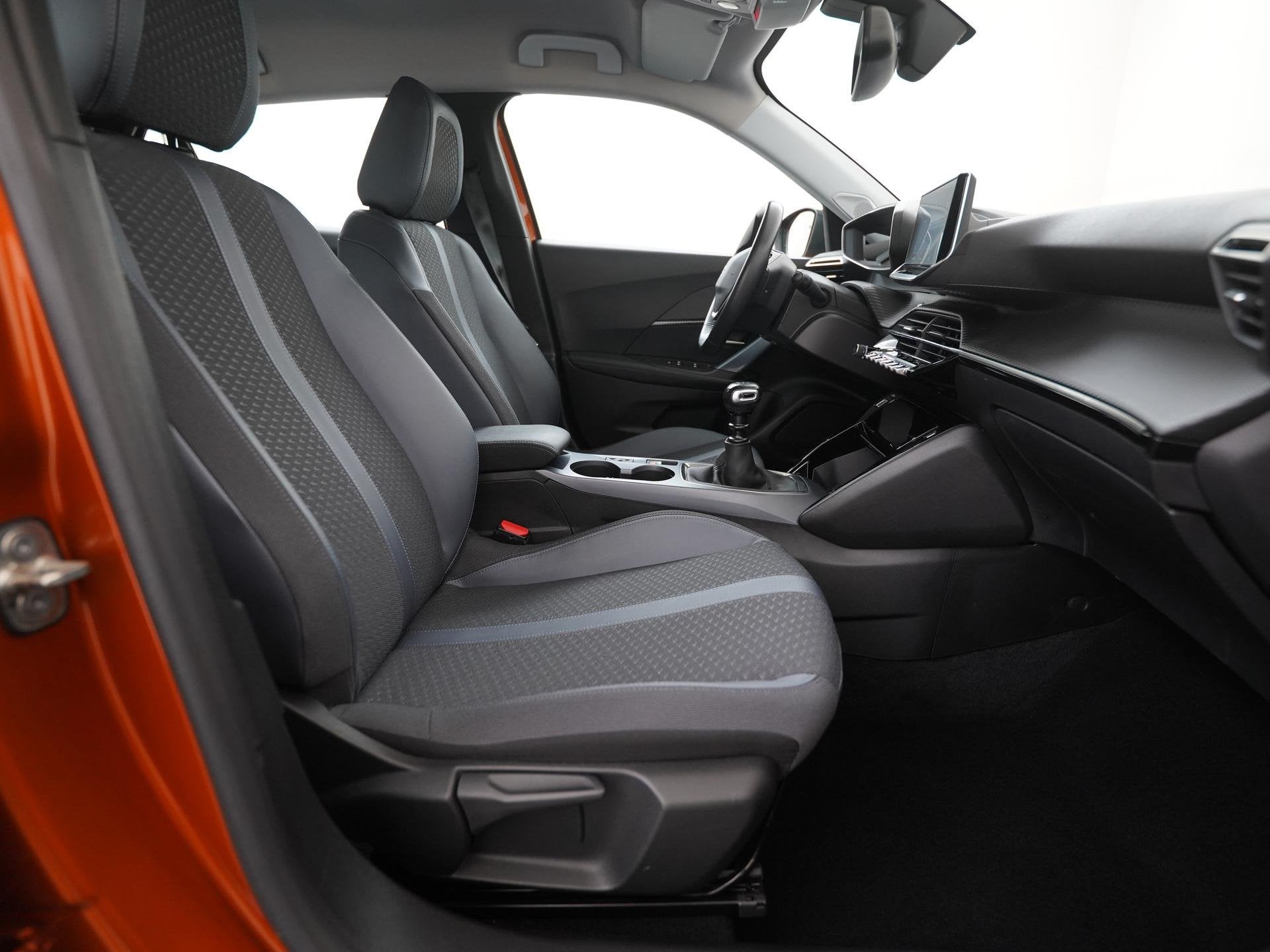 Peugeot 2008 1.2 PureTech Allure | Navigatie | Camera | Carp, Auto diversen, Handgeschakeld, SUV of Terreinwagen, Benzine, Lemelerbergweg 12
1101 AJ  Amsterdam, NL