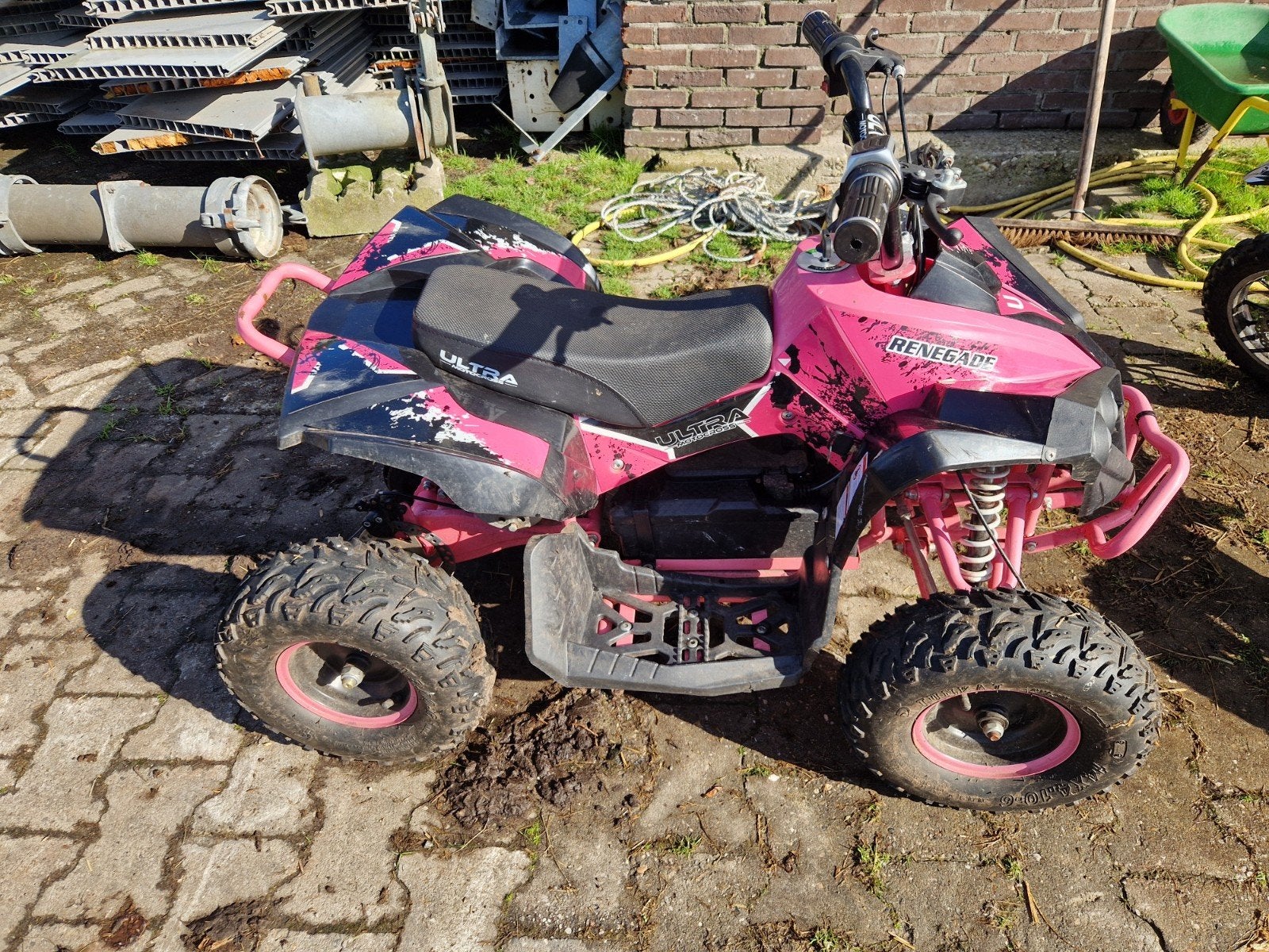 Roze Ultra Renegade Kinderquad - Goede Staat, Motoren, 1 cilinder, 11 kW of minder