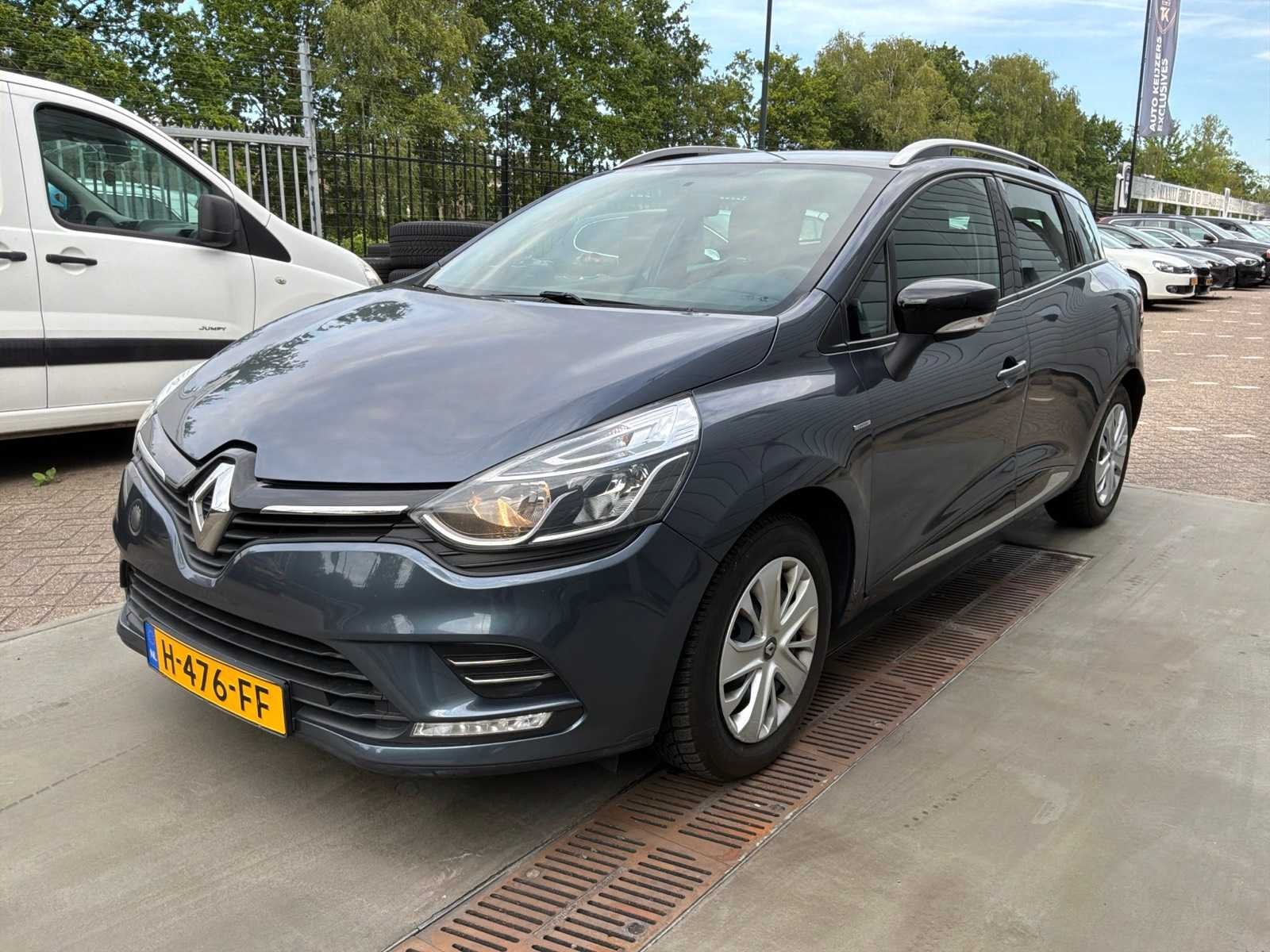 2017 Renault Clio Estate 1.2 16V Personenauto, Auto's, Voorwielaandrijving, Euro 6, 49 €/maand, Handgeschakeld