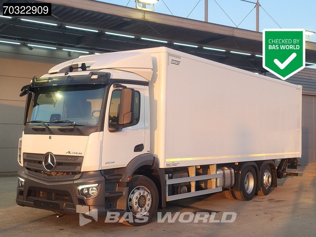Mercedes Actros 2532 6X2 2000kg Ladebordwand Steering Axle A, Auto's, Vrachtwagens, Automaat, Stoelverwarming, Stof, Euro 6