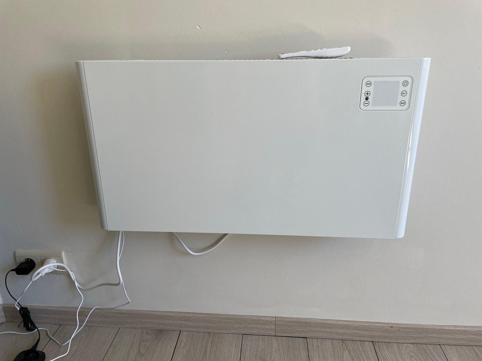 Eurom Alutherm 1500 Wifi Convector Kachel, zo goed als nieuw, Ophalen, 30 tot 80 cm, Kachel, Zo goed als nieuw