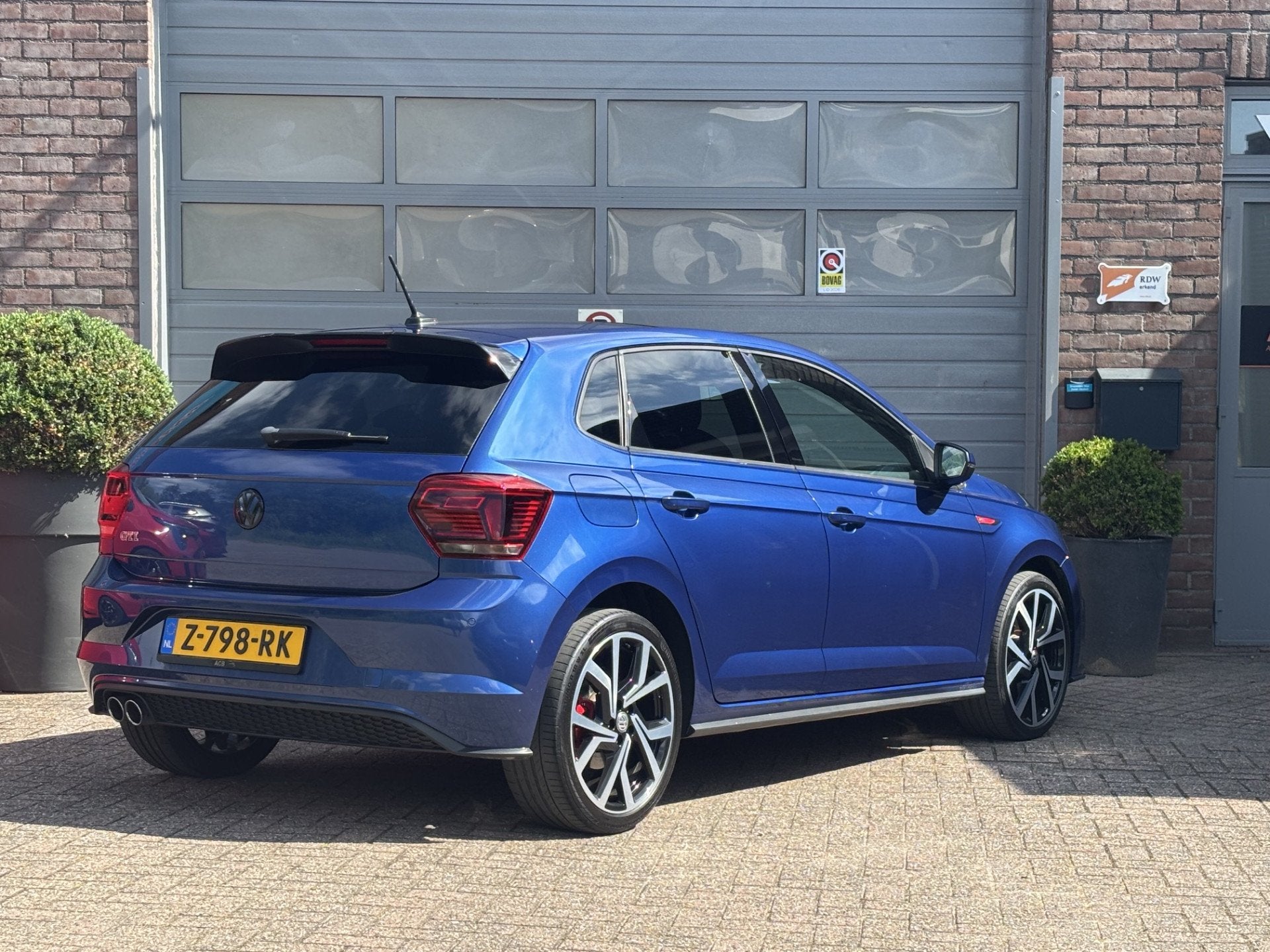 Volkswagen Polo 2.0 TSI GTI Navigatie/Schuifdak. (bj 2020), Stof, Gebruikt, Euro 6, 4 cilinders