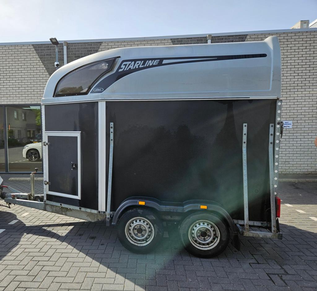 Atec Starline 1,5 paards trailer met zadelkamer, Dieren en Toebehoren, Paarden en Pony's | Trailers en Aanhangwagens, Ophalen