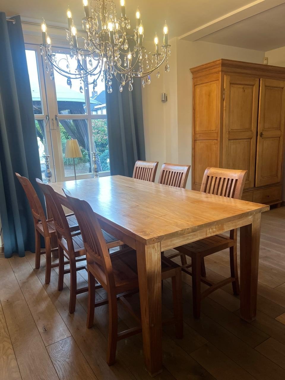 Massief houten eettafel met 6 stoelen, Huis en Inrichting, Ophalen, 100 tot 150 cm, 200 cm of meer, Zo goed als nieuw