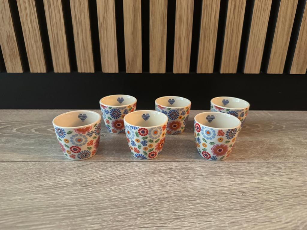 6 mooie eierdopjes Yvon Jaspers kakelbont servies!, Huis en Inrichting, Ophalen of Verzenden, Porselein, Overige stijlen, Overige typen