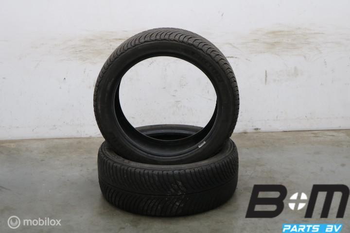 2 x 2354519 99V Michelin Pilot Alpin 5 met 6mm 235 45 19, Auto-onderdelen, Banden en Velgen, 19 inch, Gebruikt, Winterbanden, 235 mm