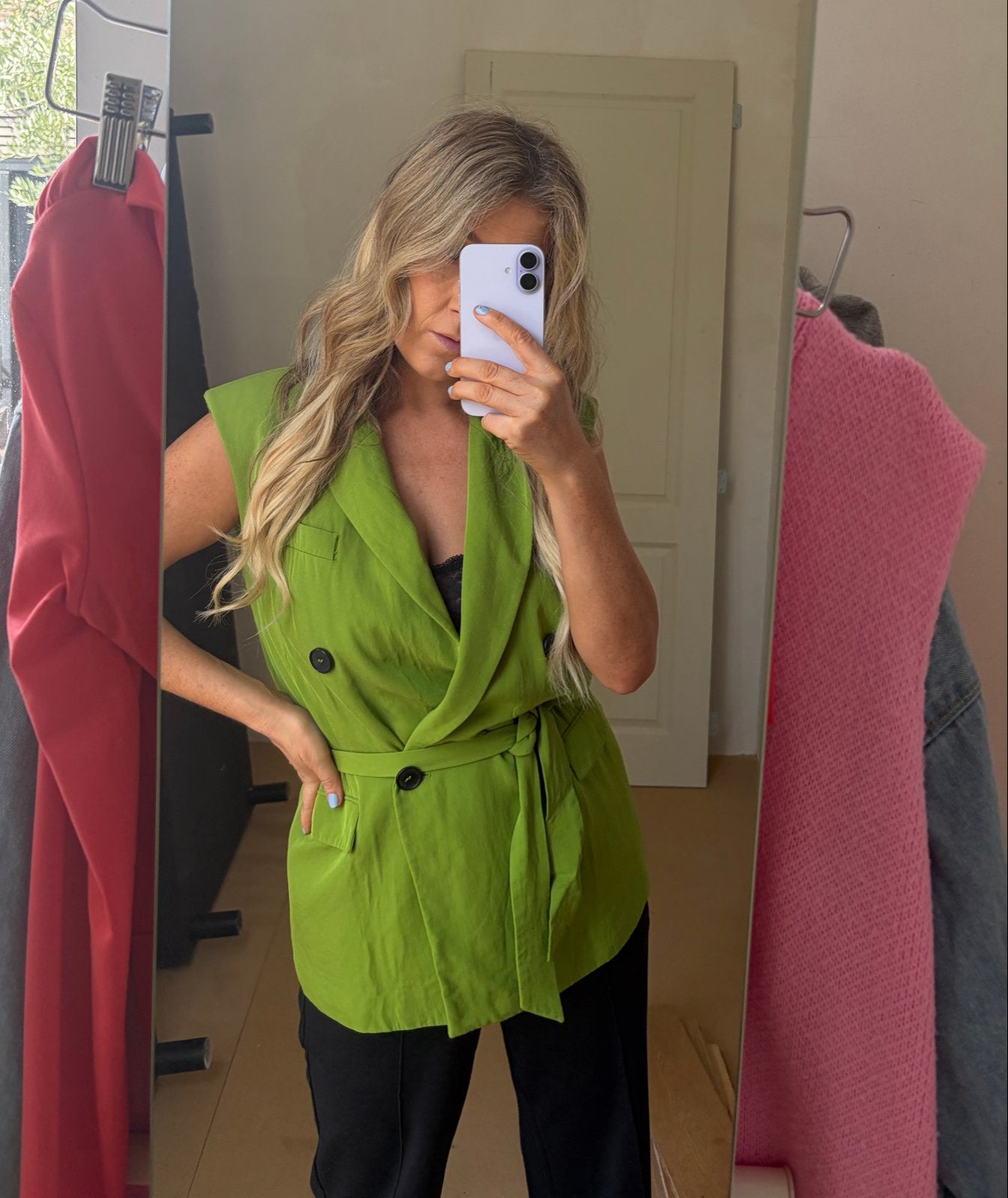 Zara mouwloze blazer/gilet in felgroen, Maat 38/40 (M), Ophalen of Verzenden, Zo goed als nieuw, Zonder mouw