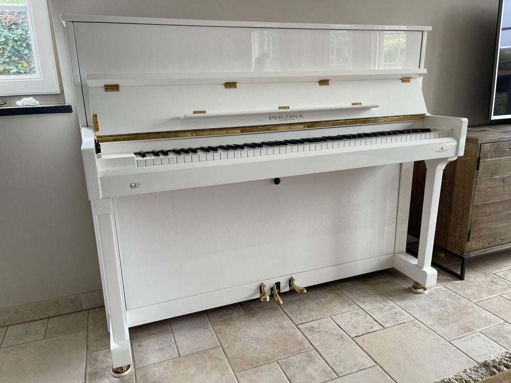 Piano Perzina 115 wit hoogglans