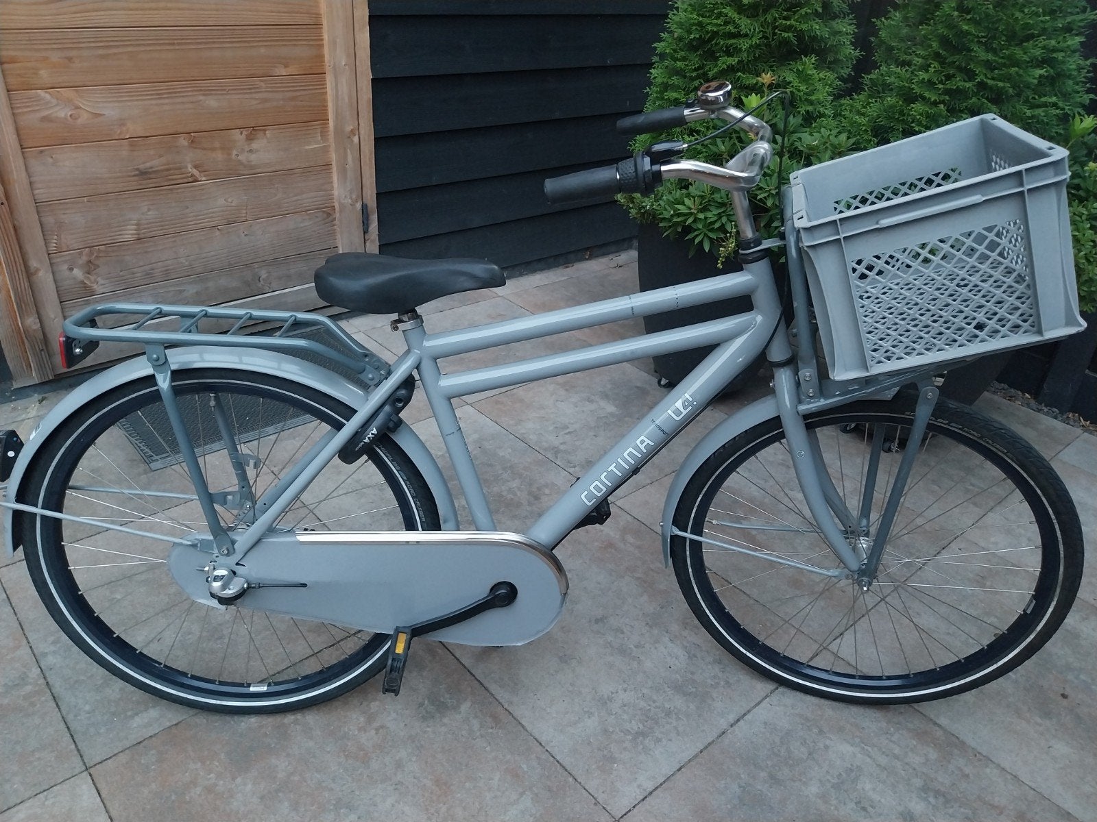 Cortina jongens transportfiets, Ophalen, Zo goed als nieuw, 26 inch of meer, Versnellingen