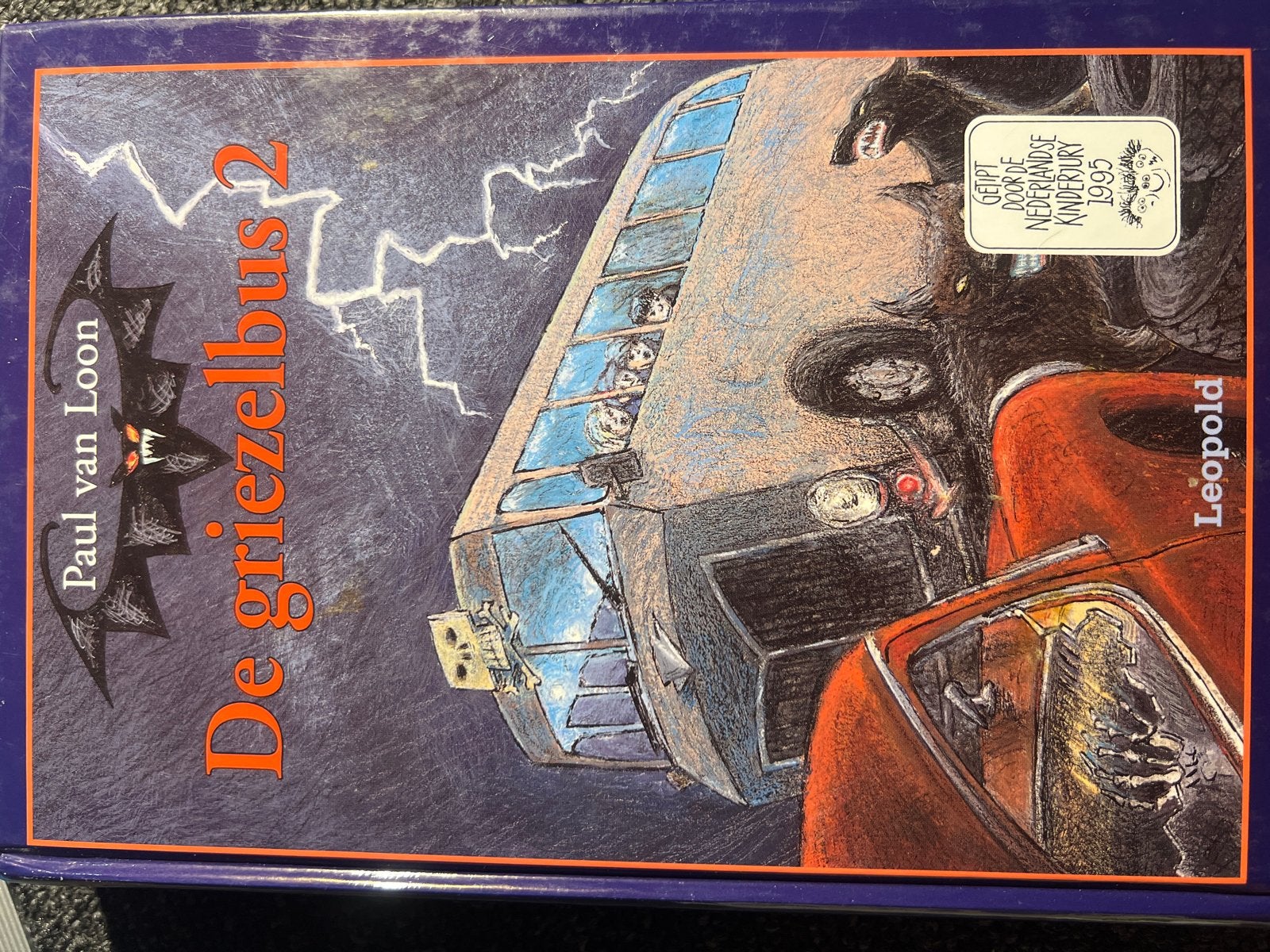 De Griezelbus boekenreeks van Paul van Loon, Ophalen, Gelezen, Fictie