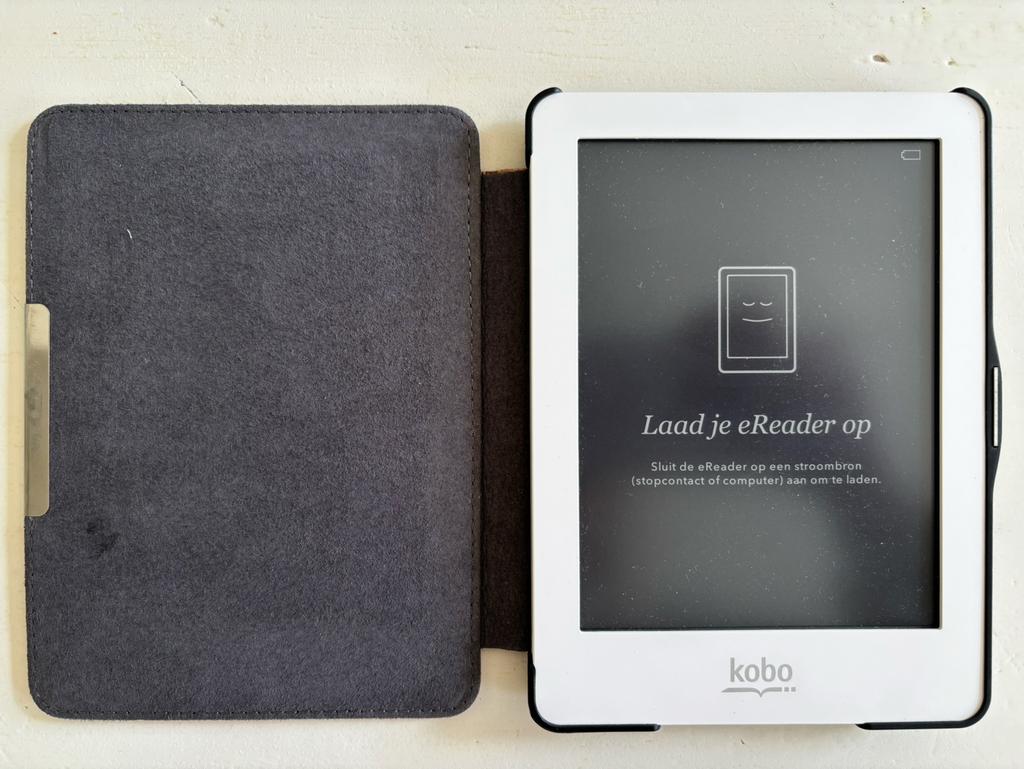 Z.g.a.n. e-reader, Kobo glo, n613, in leren hoesje, Ophalen of Verzenden, Zo goed als nieuw