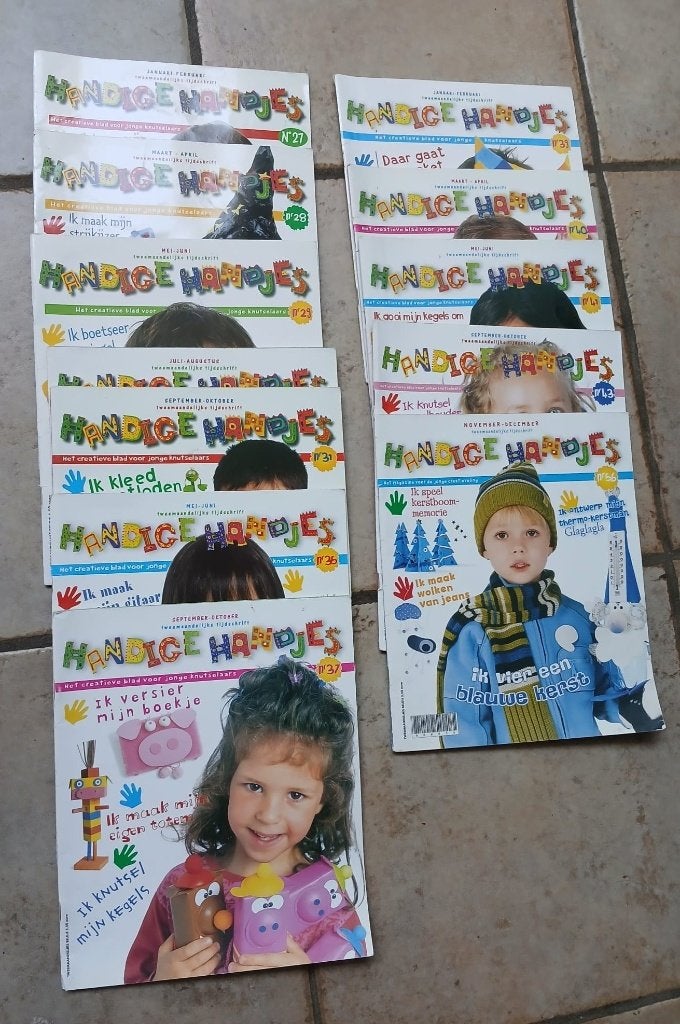 12x Handige Handjes Creatief blad voor jonge knutselaars, Ophalen of Verzenden, Gelezen, Scrapbooking en Knutselen