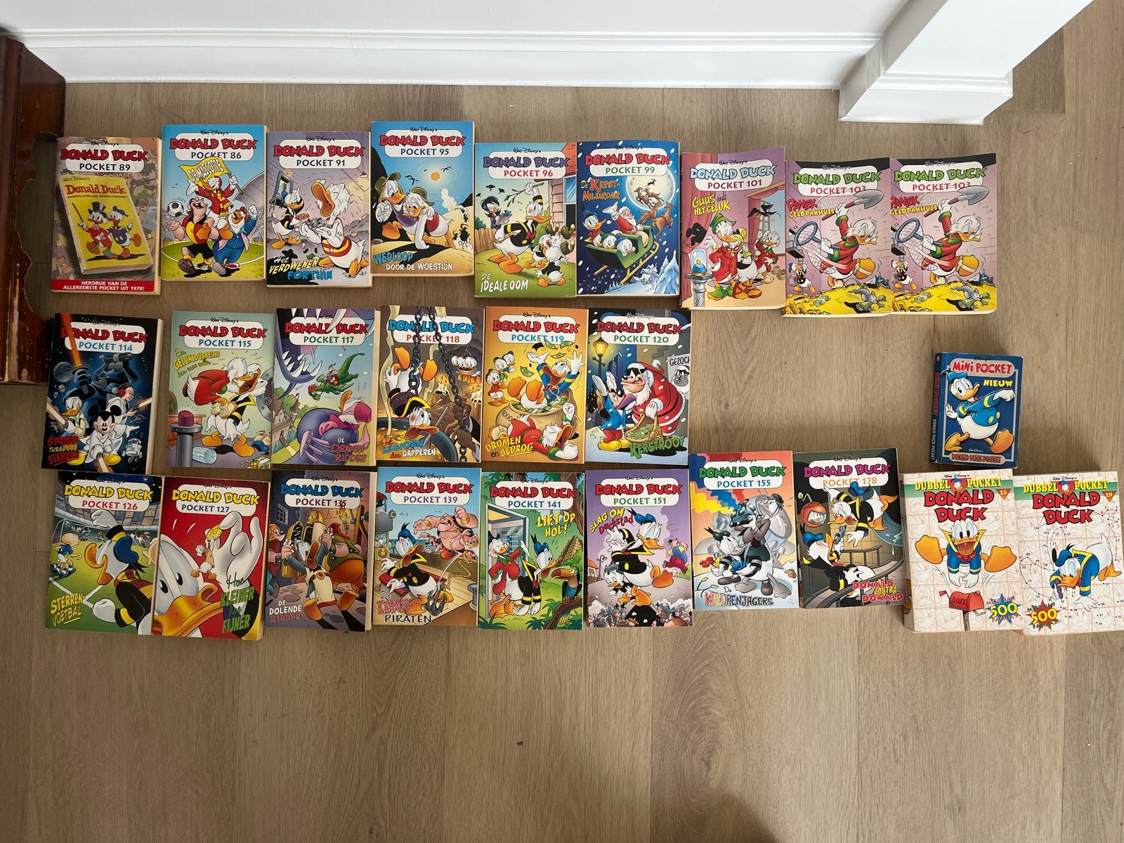 Grote collectie Donald Duck Pockets, Boeken, Meerdere stripboeken, Ophalen of Verzenden, Gelezen