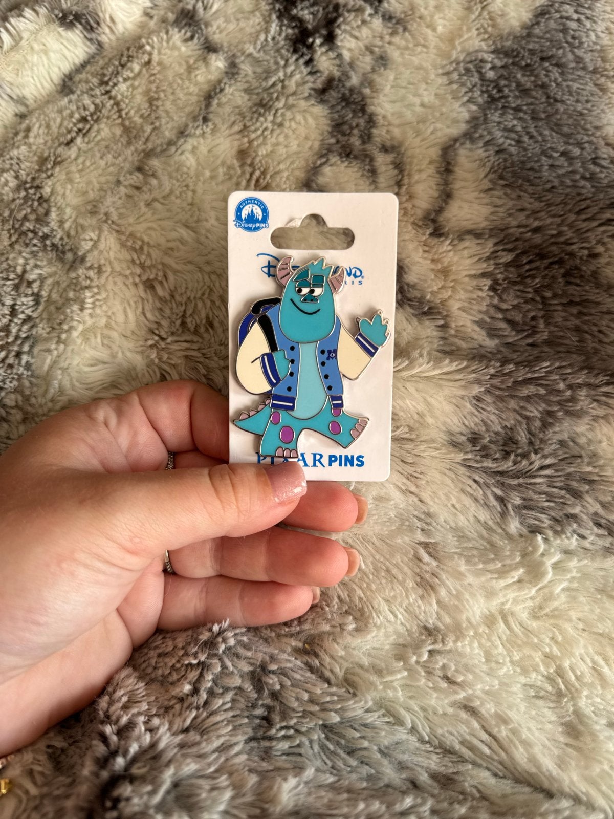 Disney Monsters en Co. Sulley Pin - Nieuw, Verzamelen, Disney, Ophalen of Verzenden, Overige figuren, Nieuw, Overige typen