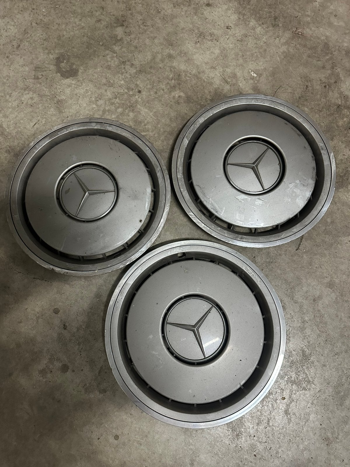 Wieldoppen Mercedes, Ophalen, Gebruikt