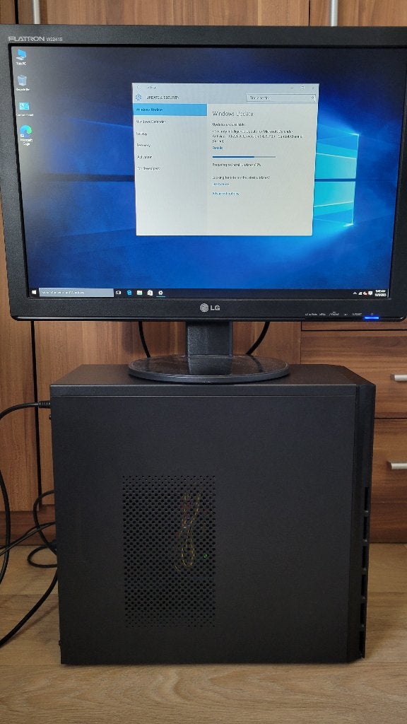 PC met minitor, Ophalen, Gebruikt, HDD, Met monitor