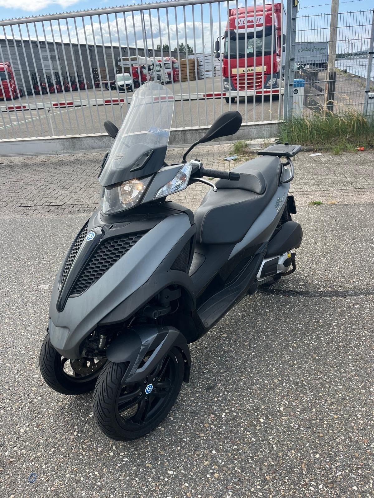 Piaggio MP3 300 LT Yourban, Particulier