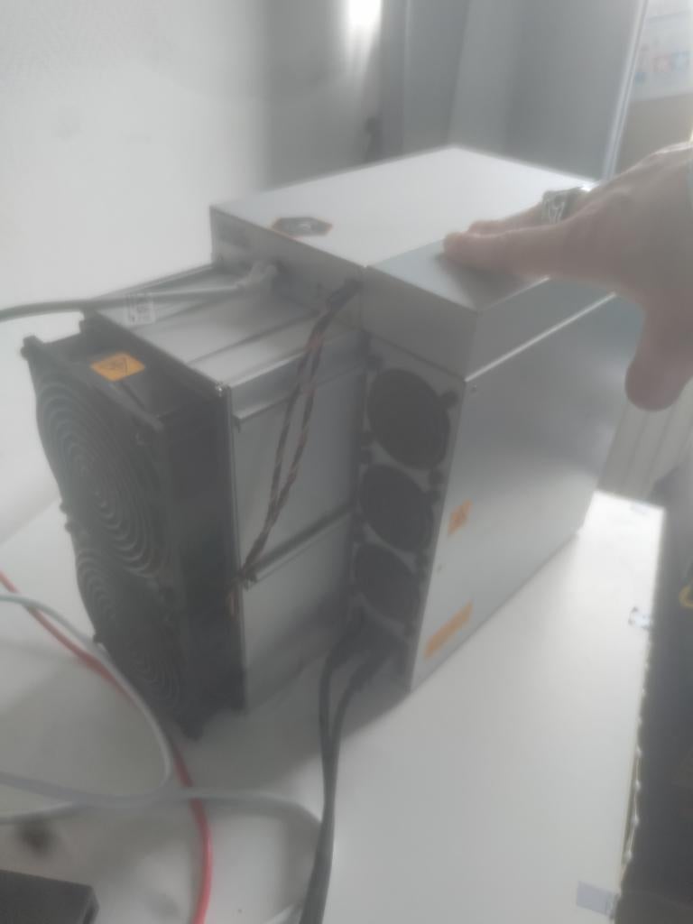 Ant miner ka3, Ophalen, Zo goed als nieuw