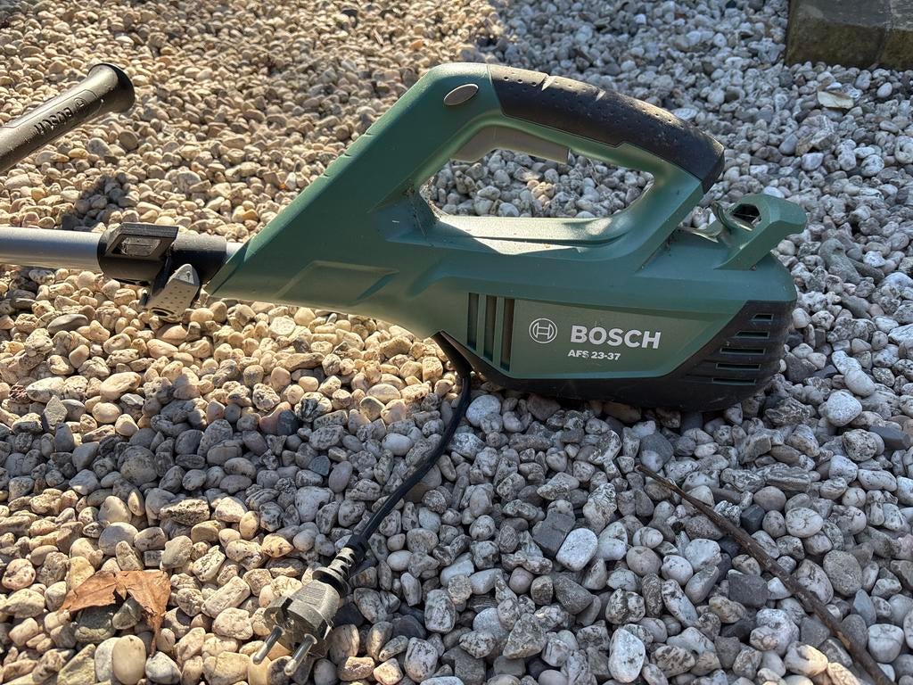 Bosch Elektrische Bosmaaier AFS 23-37, Tuin en Terras, Bosmaaiers, Gebruikt, Elektrisch, 30 tot 50 cm, Ophalen
